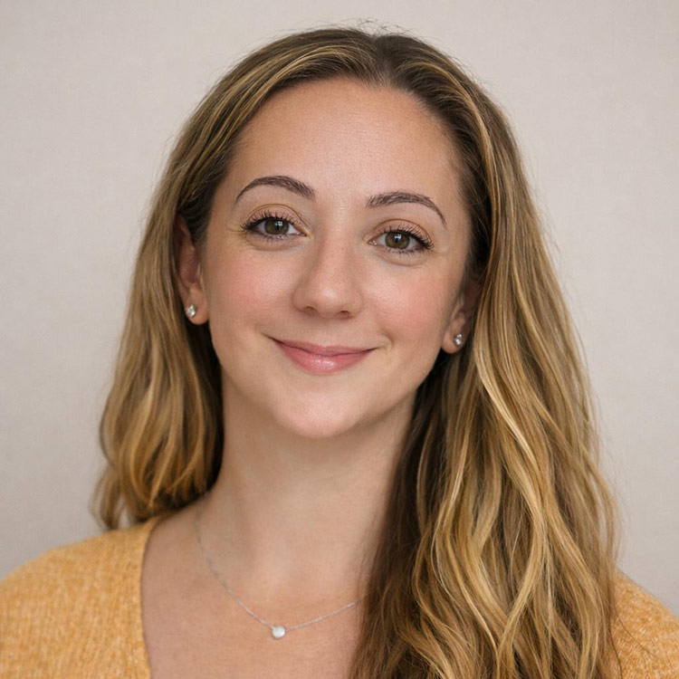 Danielle-Mauri-Headshot